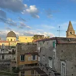 Tito 아파트 *